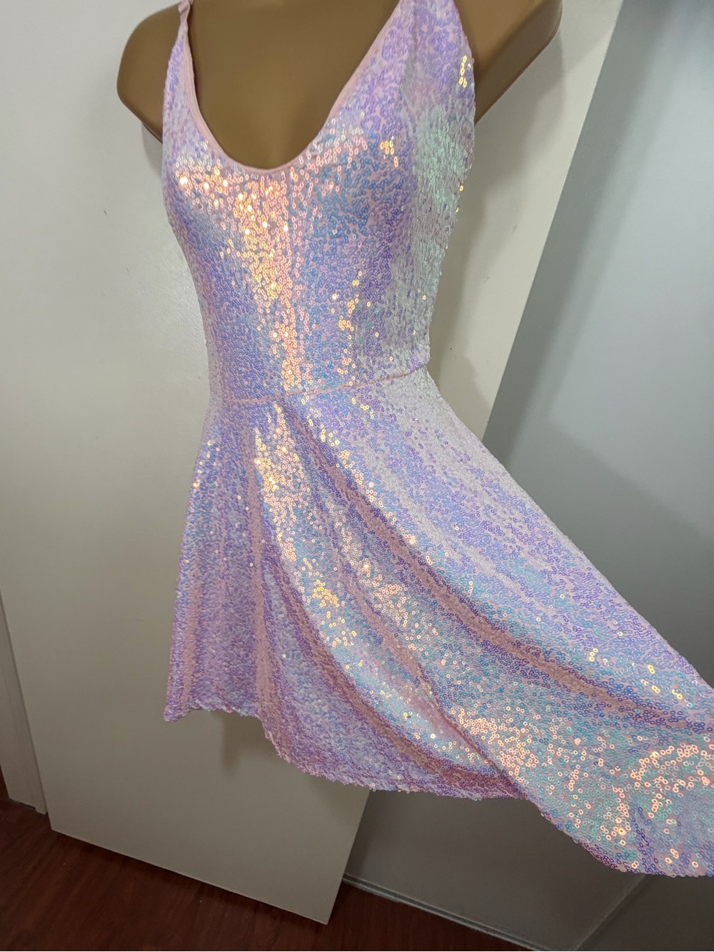 BlackMilk Sparkle Sparkle Blush Iridescent Sequin Skater Dress S *FLAWS/READ* - Picture 4 of 16